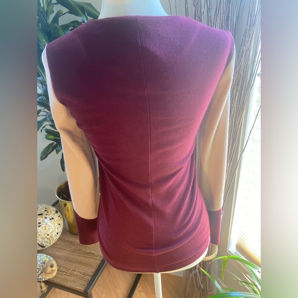 Selly’s Women’s Small Maroon and Cream Sweater - Picture 3 of 5
